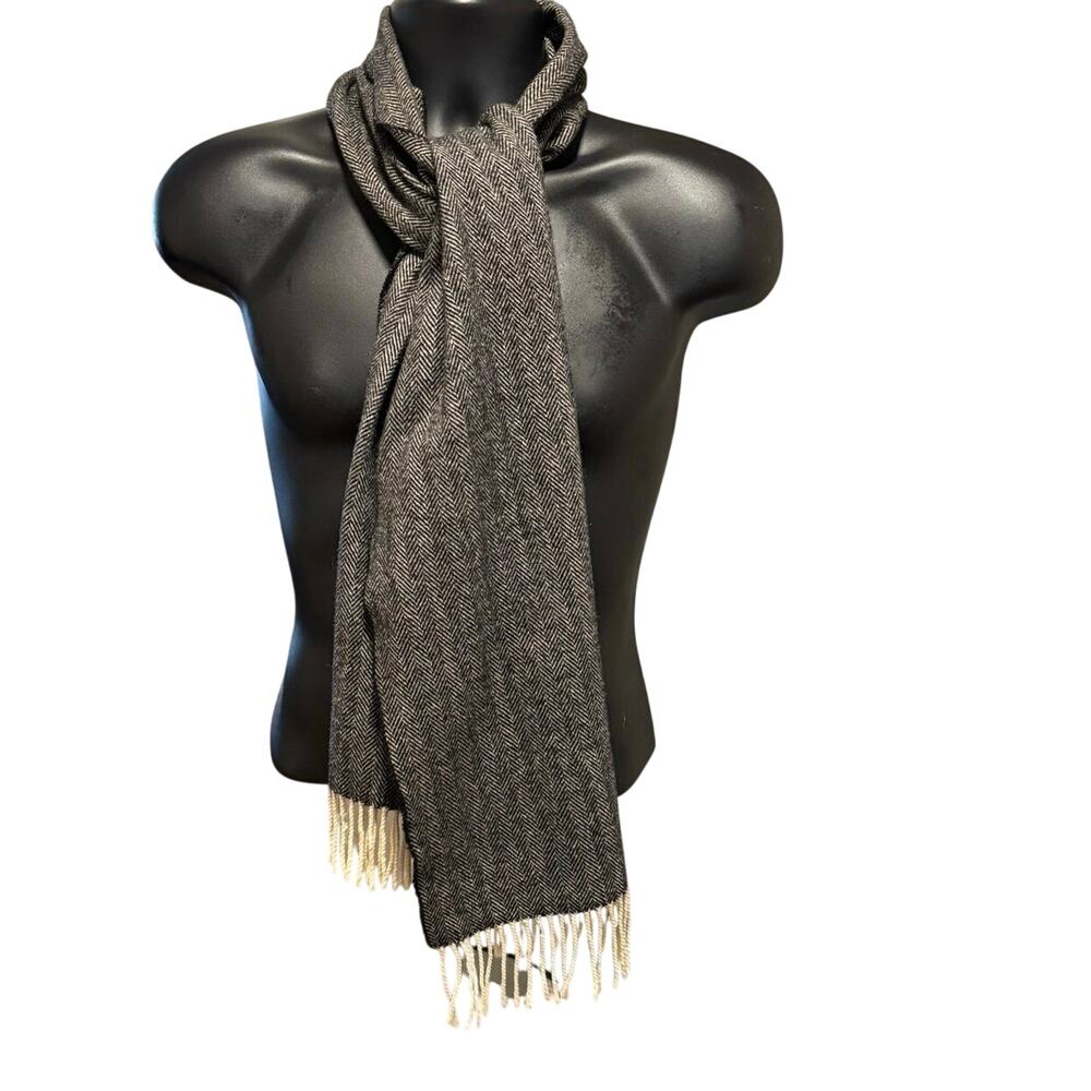 LL Bean John Hamly & Co Unisex Fringe Scarf Herringbone Lambswool Wool Ireland